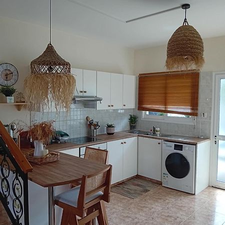 Melanos Residence 2 Bdrm Townhouse With Private Pool Klorakas Exteriör bild