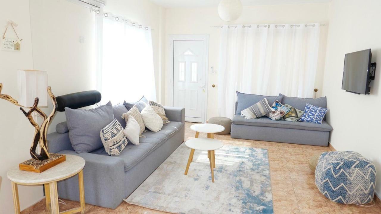 Melanos Residence 2 Bdrm Townhouse With Private Pool Klorakas Exteriör bild